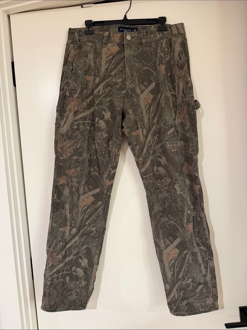 Abercrombie & Fitch Men's Camo Cargo Pants - Olive/Brown/Gray